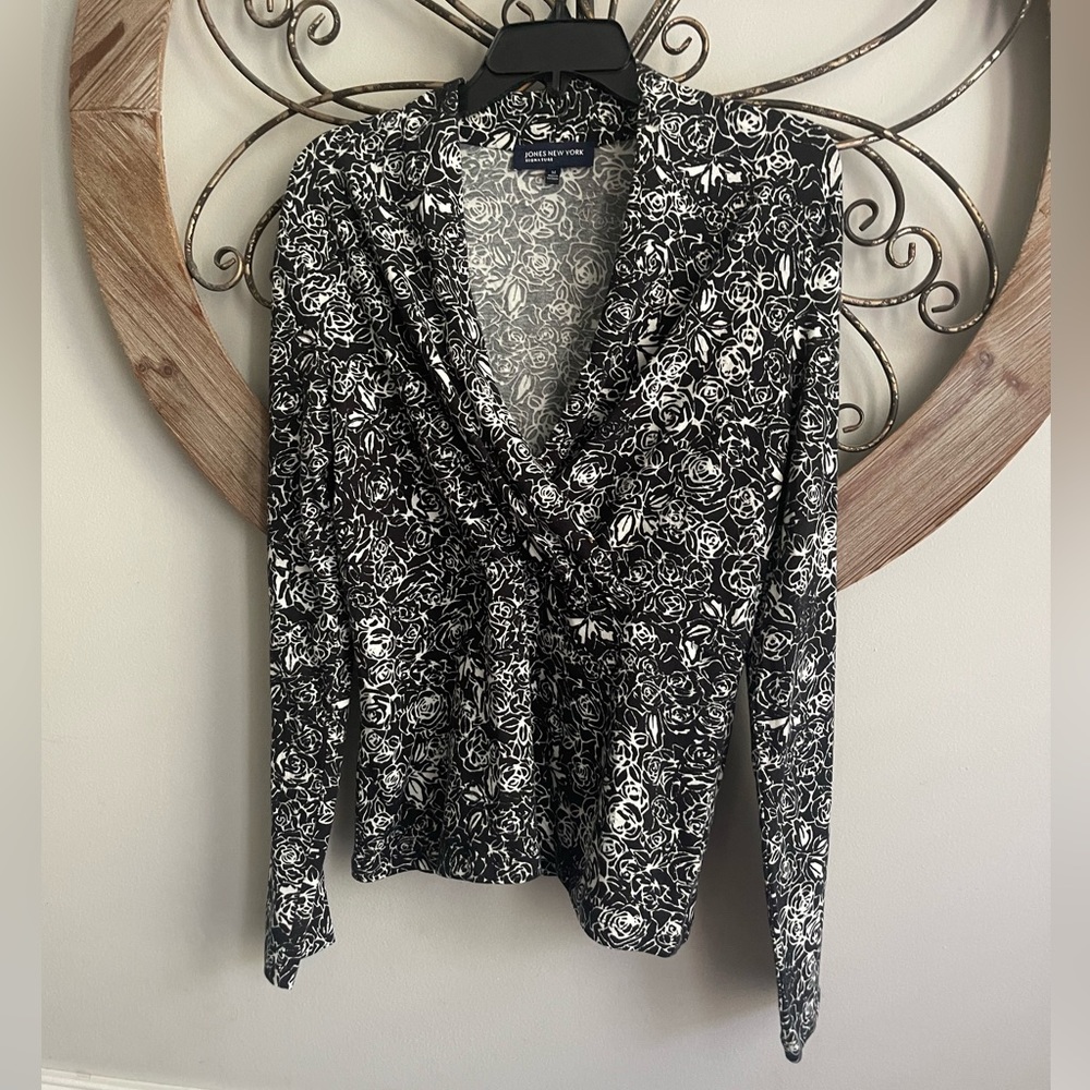 Jones New York Floral Signature Top Sz M